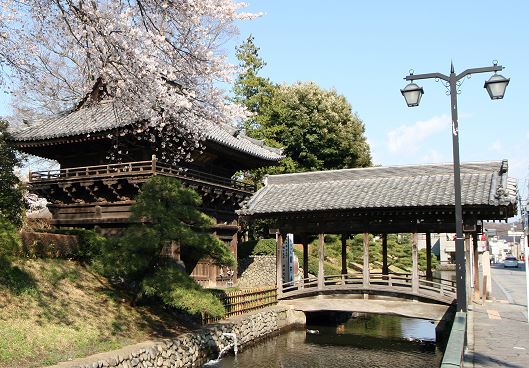 建築物案内 - 国宝 鑁阿寺